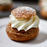 Choux poire, vanille, caramel - Tendance food