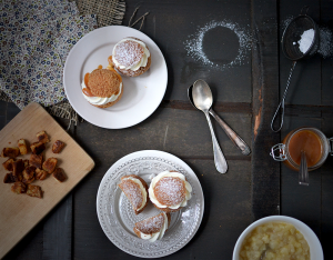 Choux poire, vanille, caramel - Tendance food