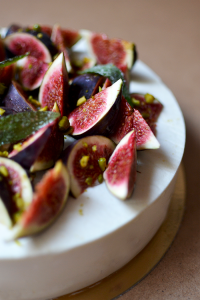 Entremet figue, verveine, pistache © Tendance Food