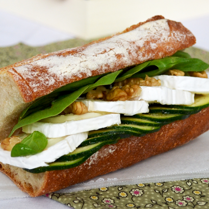 Sandwich chèvre miel noix © Tendance Food