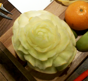 Fleur en melon - sculpture de Frédéric Jaunault, MOF Primeur