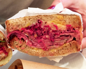 Reuben sandwich - Frenchie To Go ©TendanceFood.com