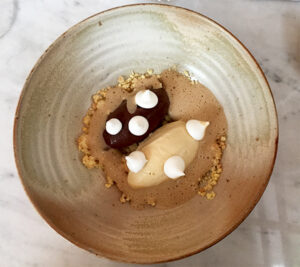 Glace au malt, sorbet chocolat, espuma de café, biscuit - Ellsworth Paris ©TendanceFood.com