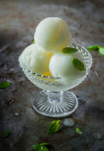 Sorbet Basilic Instinct ©Glaces by Glazed - Hachette cuisine - Coralie Ferreira / Virginie Garnier