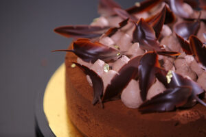 Velours d’automne - Entremets de Grégory Quéré, commercialisé par Lenôtre - Qui sera le prochain Grand Pâtissier ? ©France 2