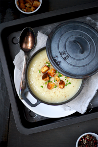 Velouté de topinambours et panais, croûtons fumés © Tendance Food