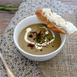 Velouté de lentilles au chorizo et tartine de fromage frais ©TendanceFood.com