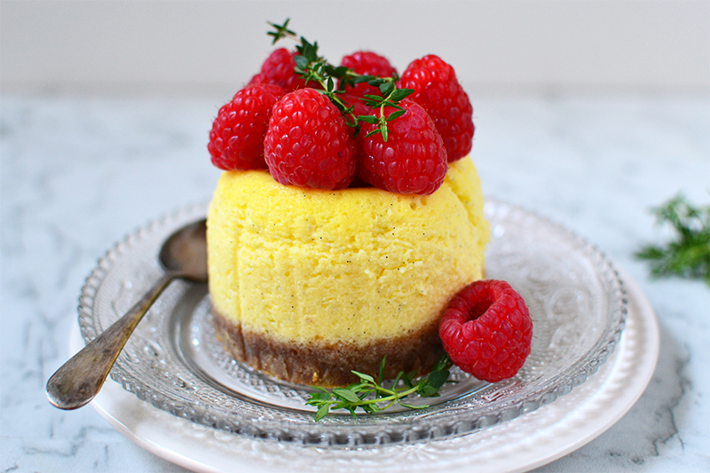 Cheesecake au coulis de framboise et thym citron ©TendanceFood.com