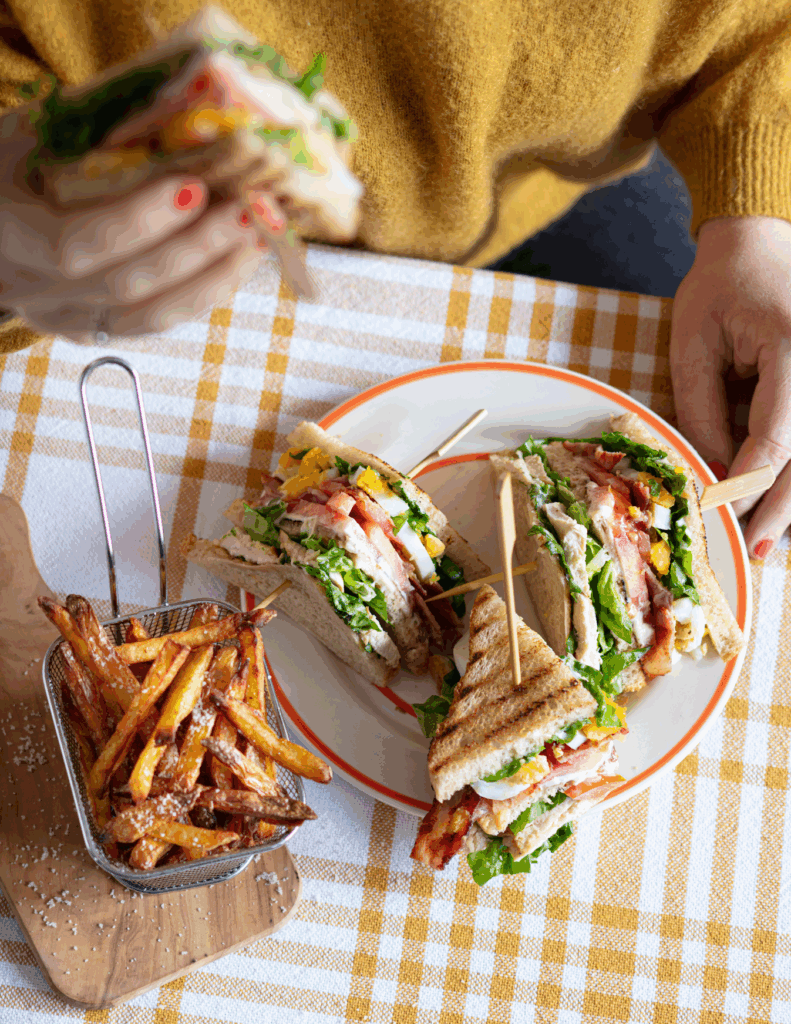 ©Valérie Lhomme, Sandwichs (pita, focaccia, grilled cheese, club…), Mango Éditions