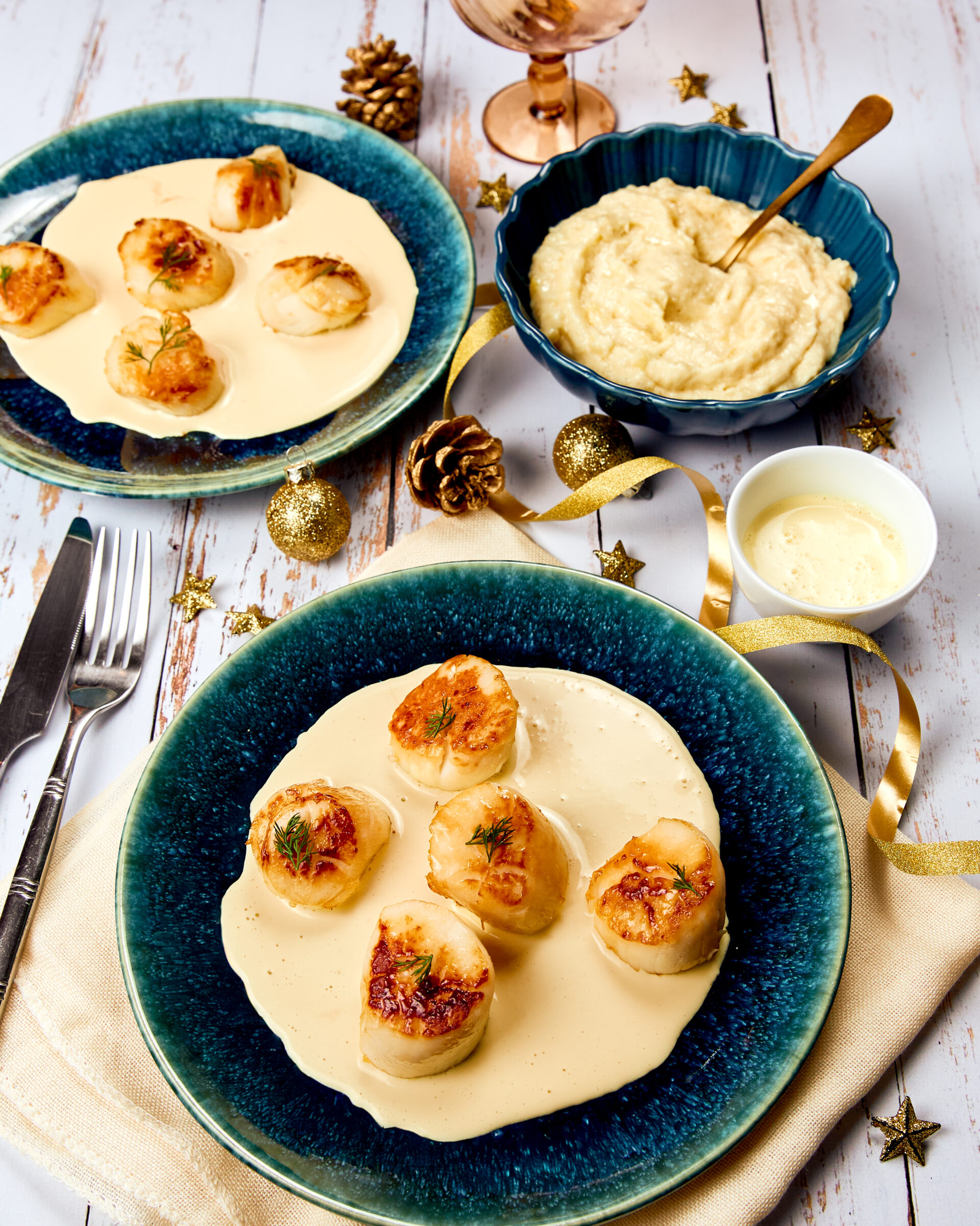 St Jacques sauce au safran, purée pomme de terre panais à la vanille ©Mélanie Denizot